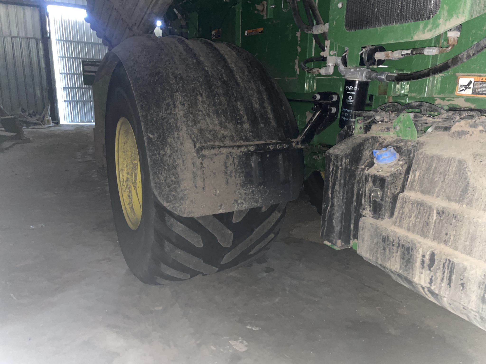 2023 John Deere 800R Image 33
