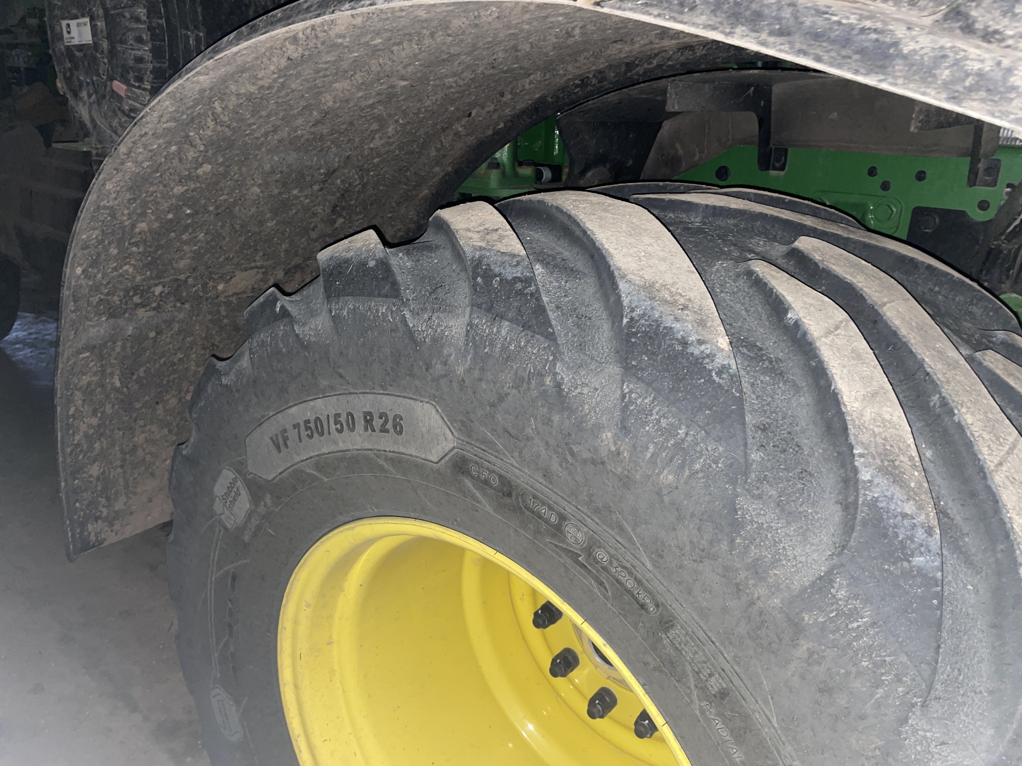 2023 John Deere 800R Image 34