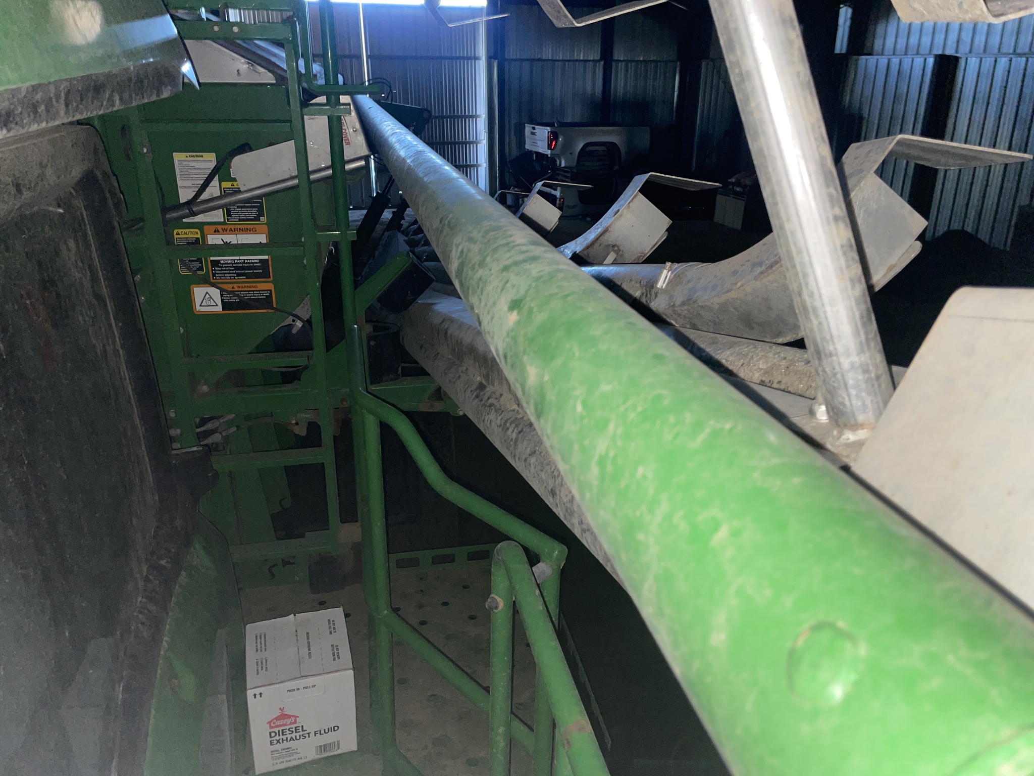 2023 John Deere 800R Image 21