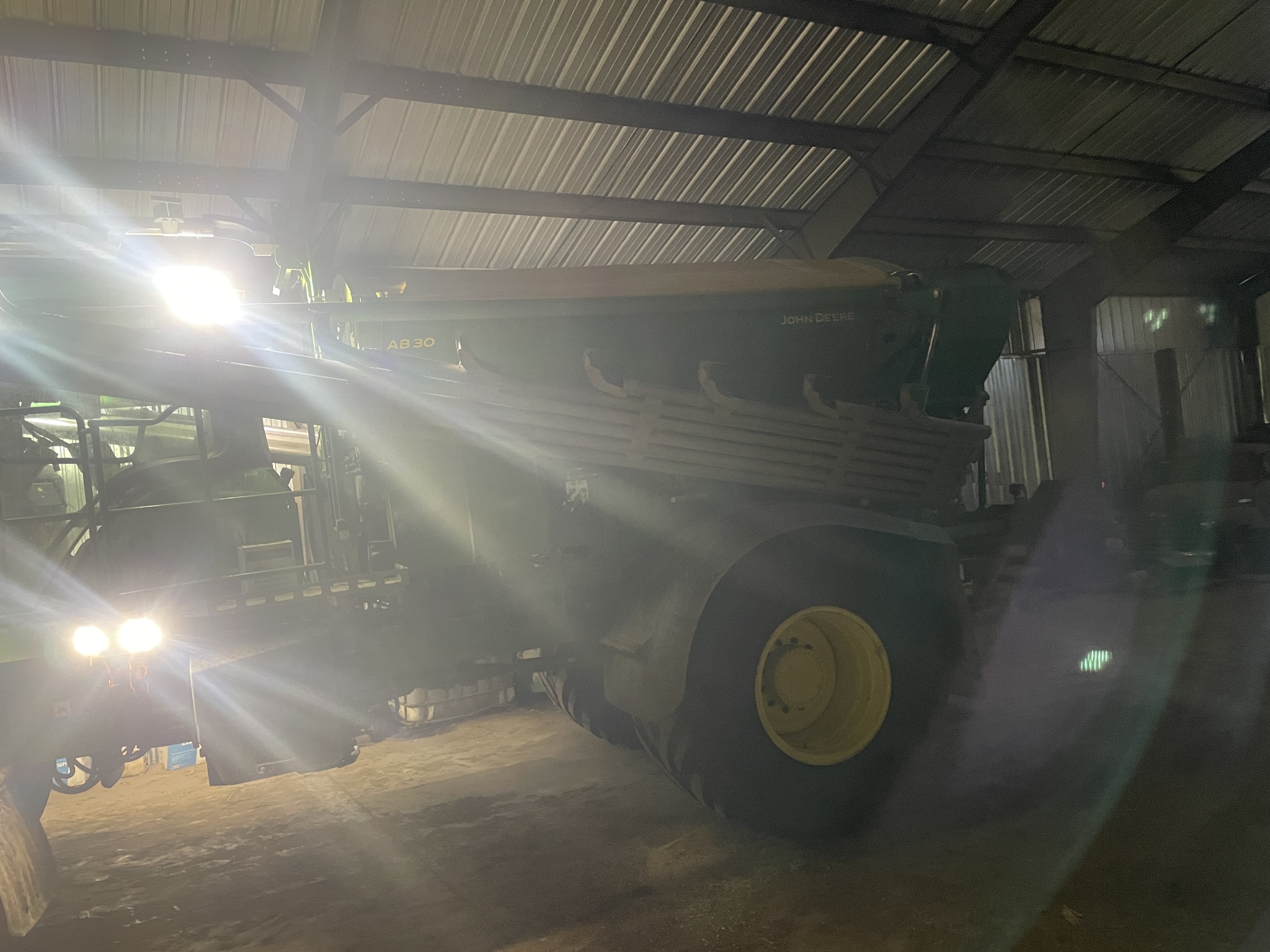 2023 John Deere 800R Image 15