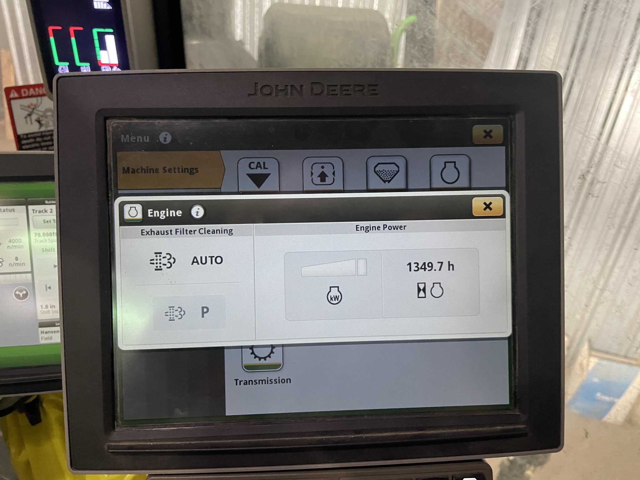 2023 John Deere 800R Image 8