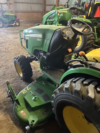 2015 John Deere 2032R - Photo6