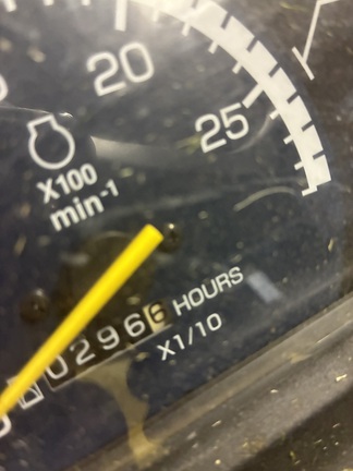 2015 John Deere 2032R - Photo5