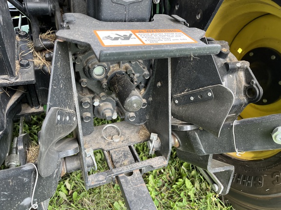2015 John Deere 2032R - Photo23