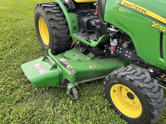 2015 John Deere 2032R - Photo27
