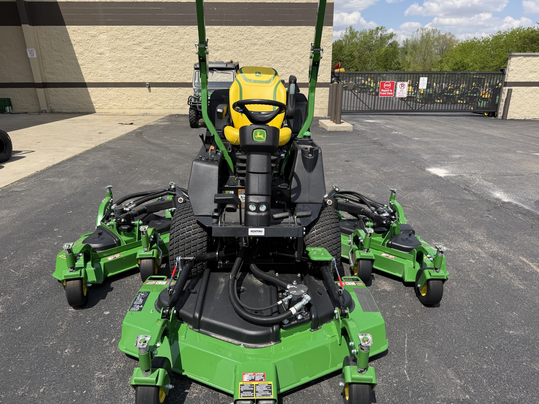 New In-Stock 2025 John Deere 1600 Commercial Front Mowers at Koenig Equipment in Tipp City, OH - PhotoXL1