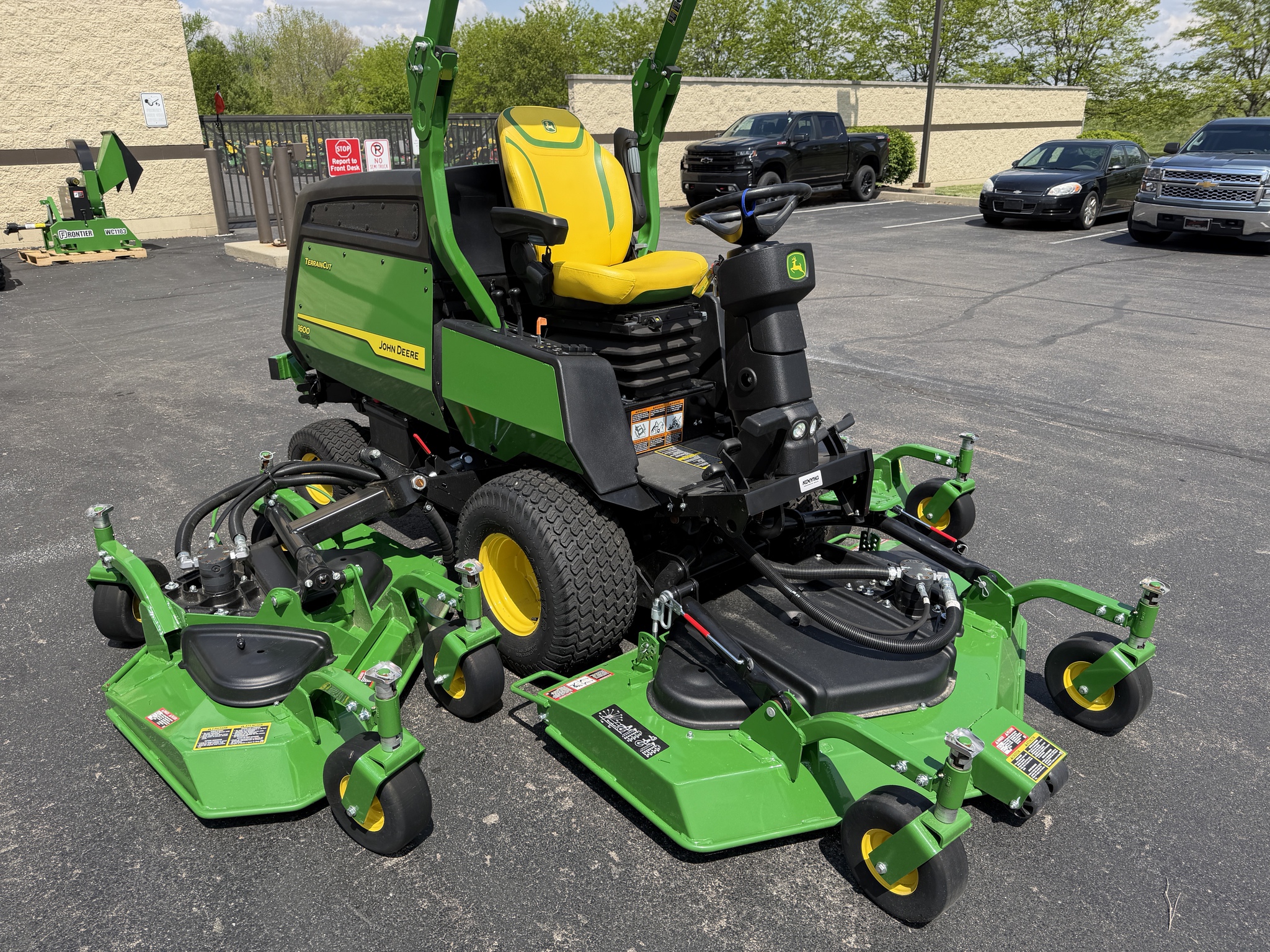 New In-Stock 2025 John Deere 1600 Commercial Front Mowers at Koenig Equipment in Tipp City, OH - PhotoXL0