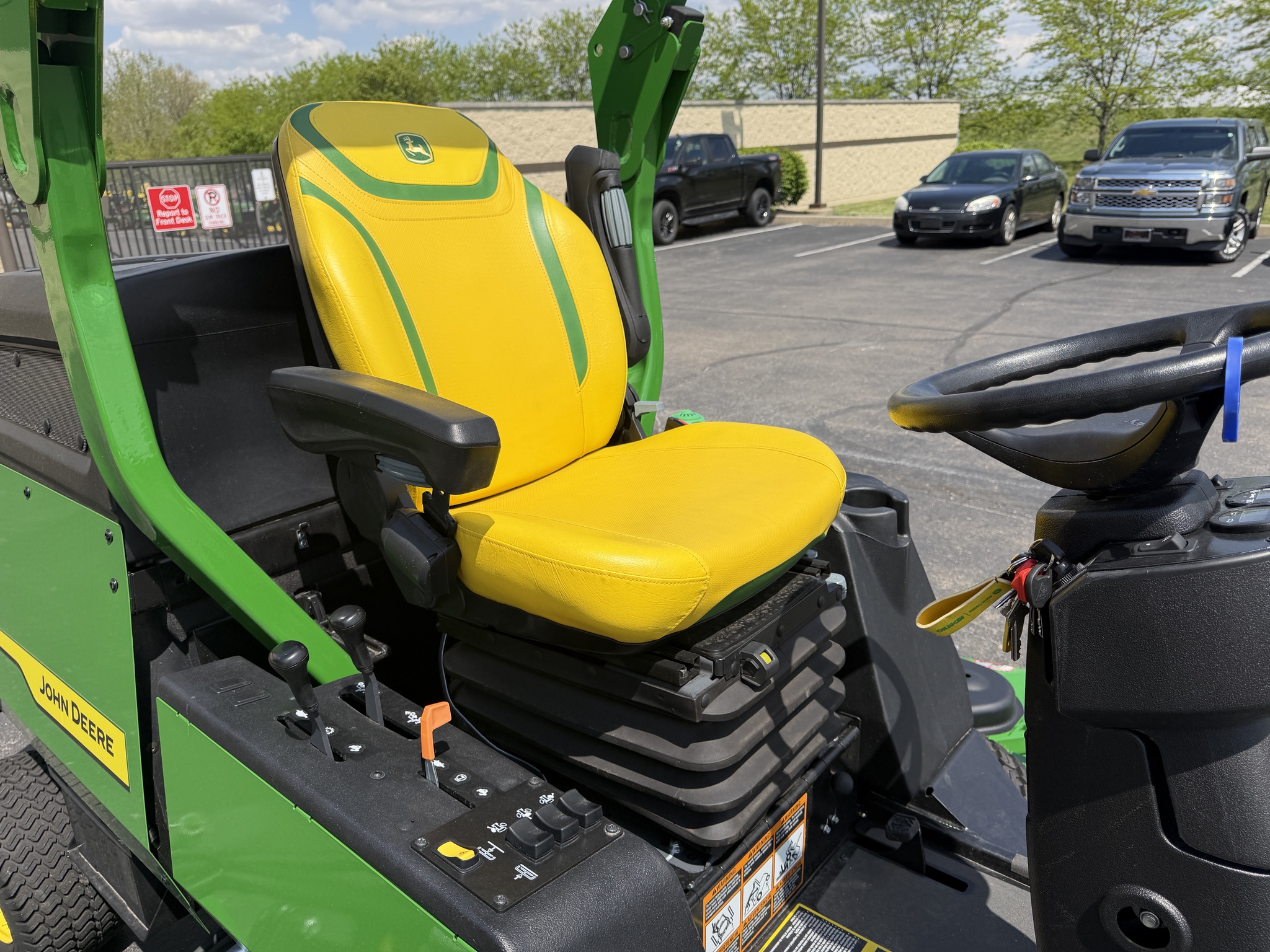 New In-Stock 2025 John Deere 1600 Commercial Front Mowers at Koenig Equipment in Tipp City, OH - PhotoXL10