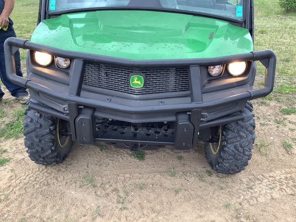 Photo of 2020 John Deere XUV 835M