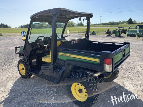Photo of 2020 John Deere XUV 835M