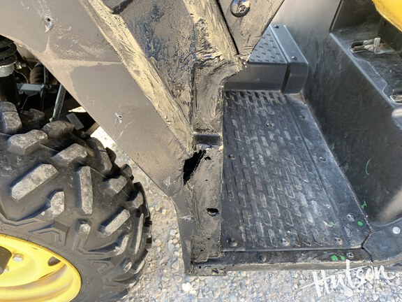 Photo of 2020 John Deere XUV 835M