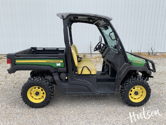 Photo of 2020 John Deere XUV 835M