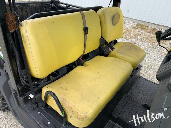 Photo of 2020 John Deere XUV 835M