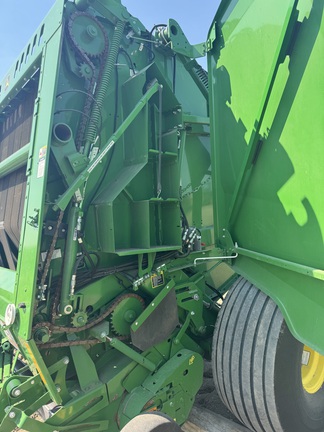 Used 2025 John Deere 561M Round Balers at Horizon Ag & Turf in Warburg, AB - Photo7