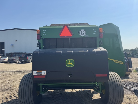 Used 2025 John Deere 561M Round Balers at Horizon Ag & Turf in Warburg, AB - Photo5