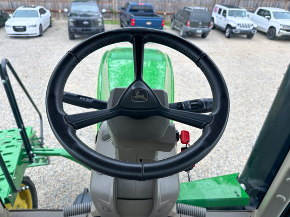 2021 John-Deere 8RT 370