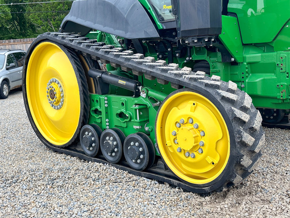 2021 John-Deere 8RT 370