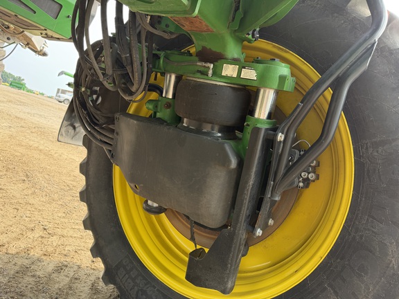2024 John Deere 612R - Photo12