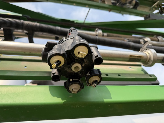 2024 John Deere 612R - Photo30