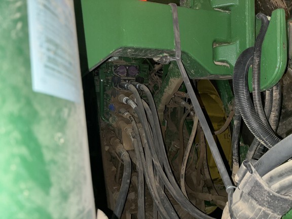 2022 John-Deere 1775NT