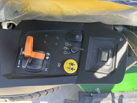 2024 John Deere Z515E (15th thumbnail)