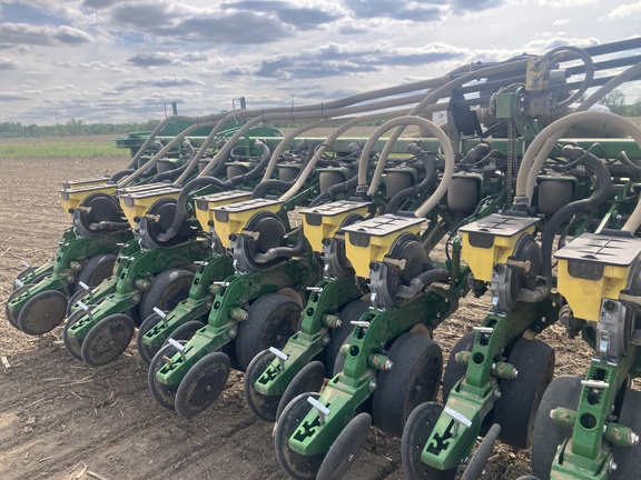 Photo of 2026 John Deere DB60