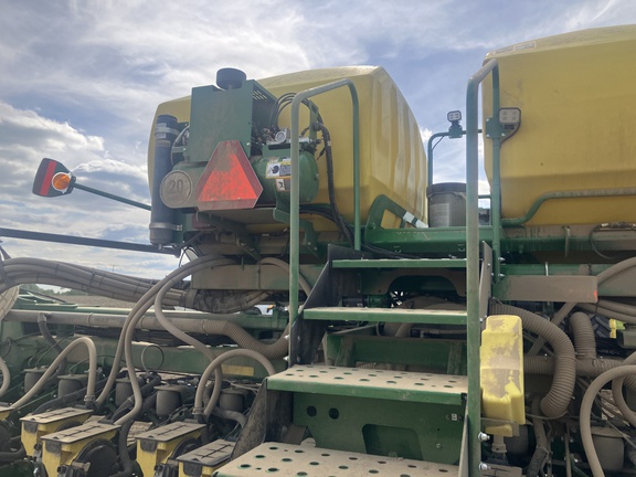 Photo of 2026 John Deere DB60