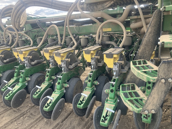 Photo of 2026 John Deere DB60