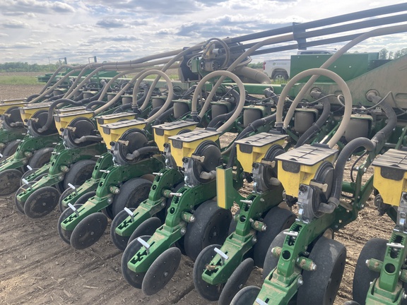 Photo of 2026 John Deere DB60