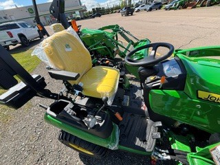 2026 John Deere 1025R Image 13
