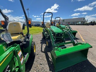 2026 John Deere 1025R Image 4