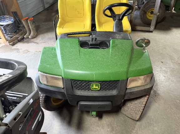 Photo of 2004 John Deere CX