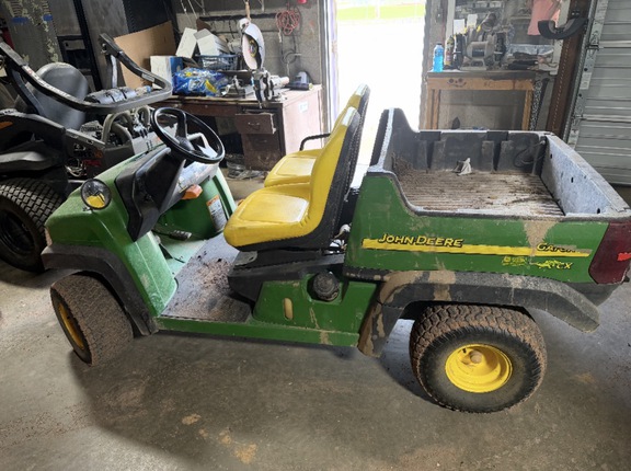 Photo of 2004 John Deere CX