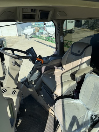 Photo of 2023 John Deere 410R