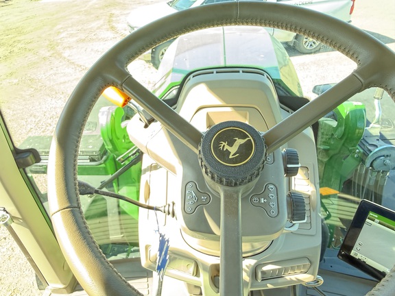 2025 John Deere 6M 155 - Photo16