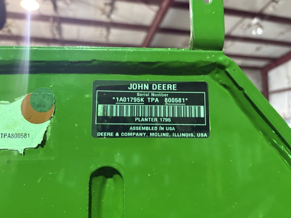 Photo of 2023 John Deere 1795