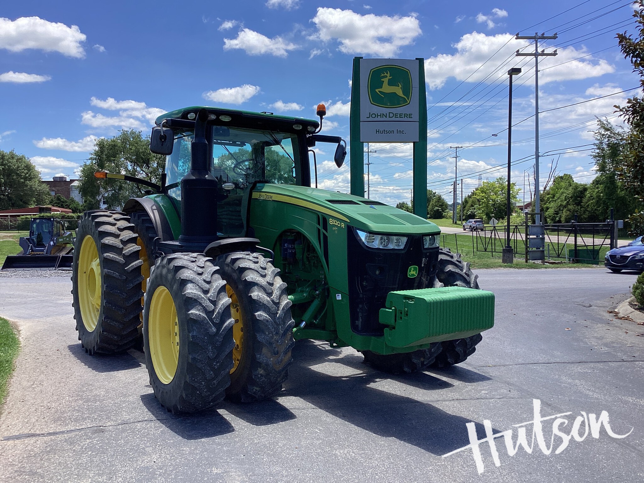2017 John Deere 8320R
