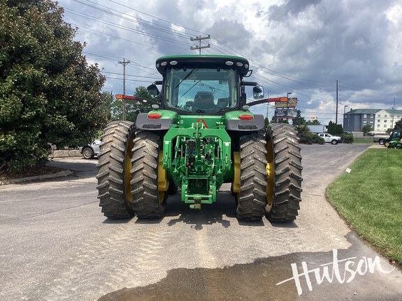 Photo of 2017 John Deere 8320R