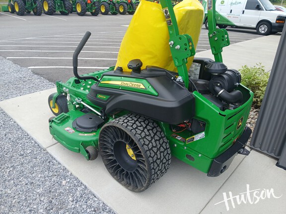 Photo of 2022 John Deere Z930M
