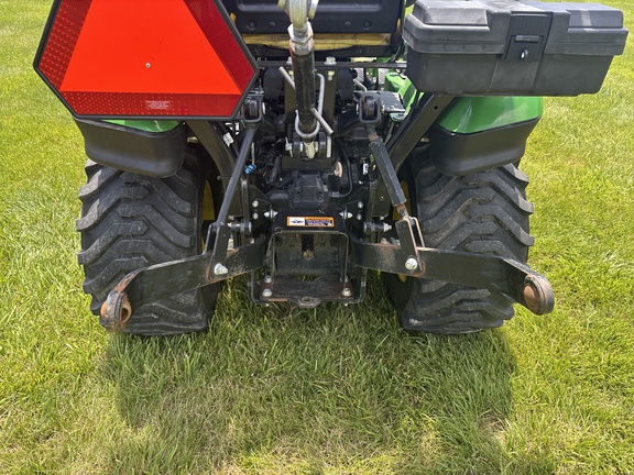 Used 2022 John Deere 1025R Compact Utility Tractors at Koenig Equipment in Knightstown, IN - Photo8
