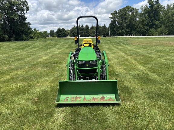 Used 2022 John Deere 1025R Compact Utility Tractors at Koenig Equipment in Knightstown, IN - Photo1