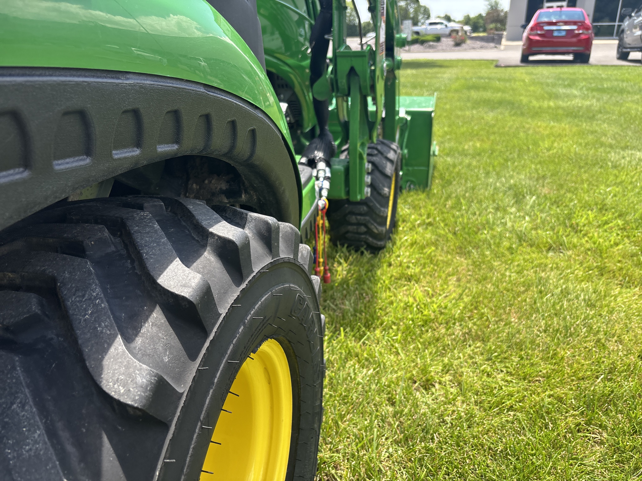 Used 2022 John Deere 1025R Compact Utility Tractors at Koenig Equipment in Knightstown, IN - PhotoXL9