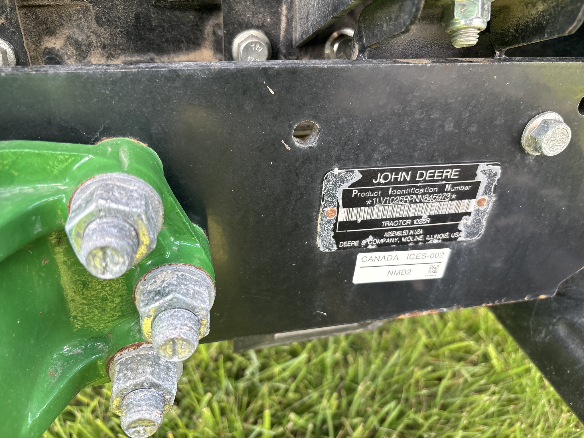 Used 2022 John Deere 1025R Compact Utility Tractors at Koenig Equipment in Knightstown, IN - PhotoXL18