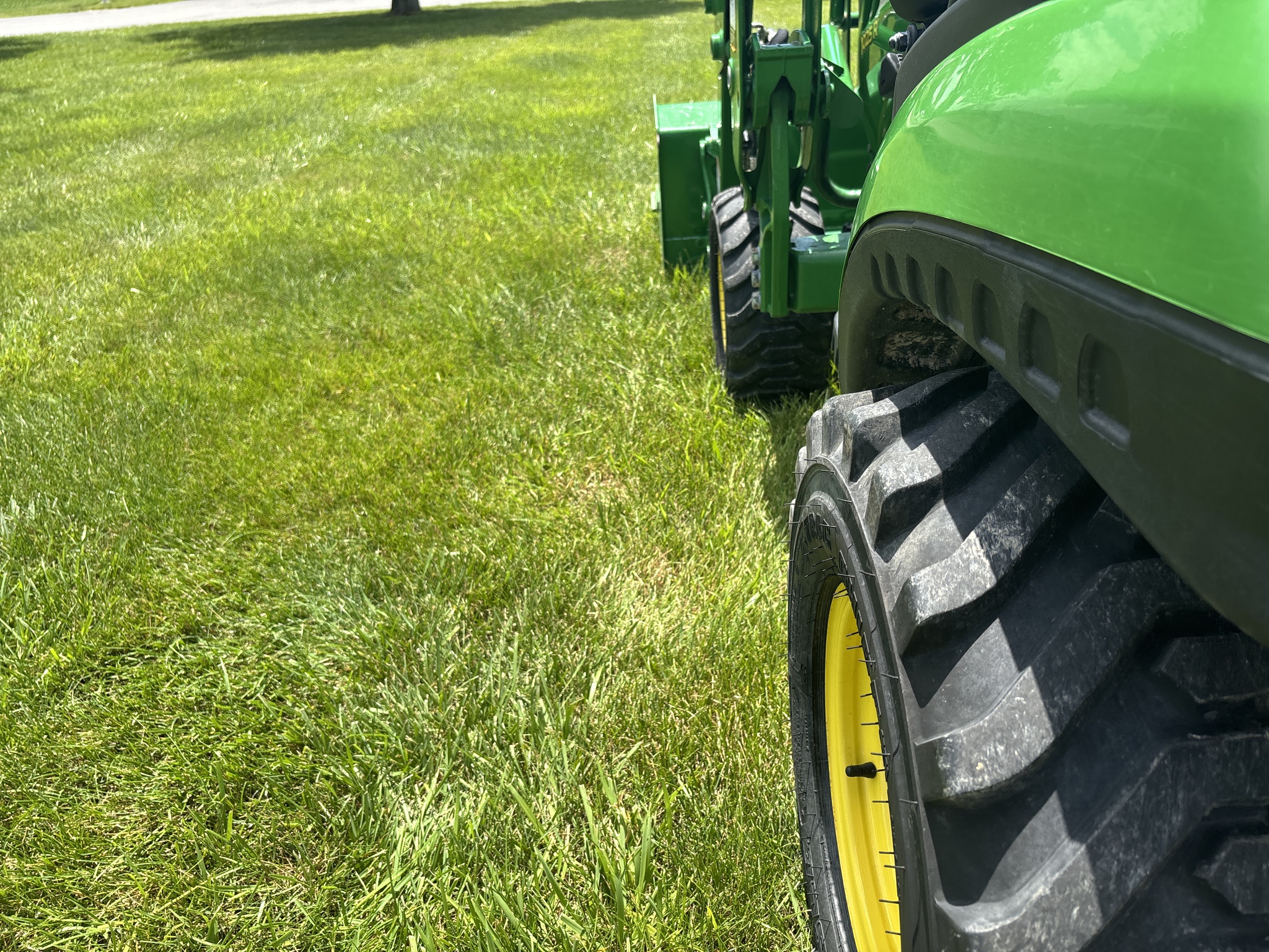 Used 2022 John Deere 1025R Compact Utility Tractors at Koenig Equipment in Knightstown, IN - PhotoXL10