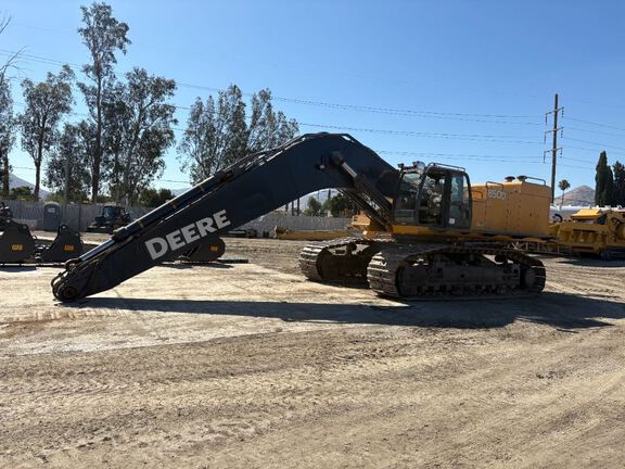 Photo of a 2007 John Deere 850DLC