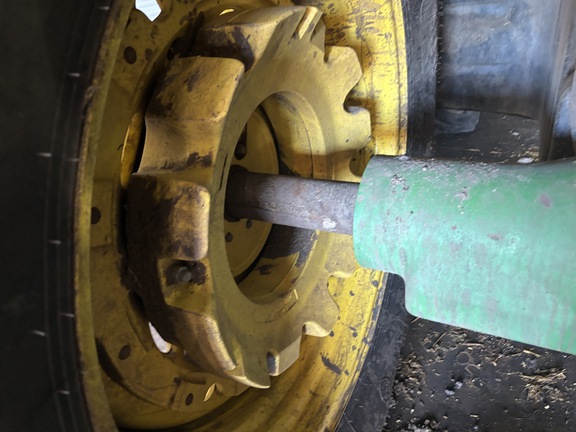 Used 2009 John Deere 7630 Row Crop Tractors at Horizon Ag & Turf in Lloydminster, AB - Photo13