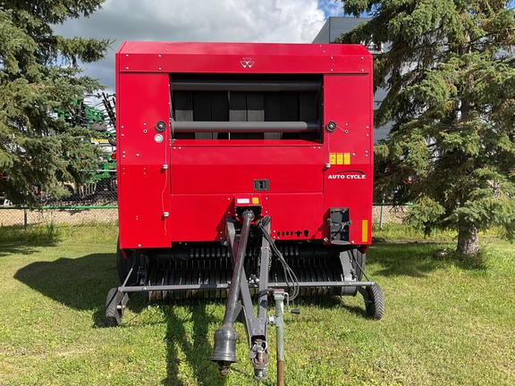 Used 2016 Massey Ferguson 2956 Round Balers at Horizon Ag & Turf in Westlock, AB - Photo3