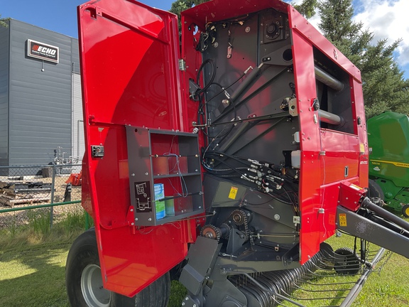 Used 2016 Massey Ferguson 2956 Round Balers at Horizon Ag & Turf in Westlock, AB - Photo9