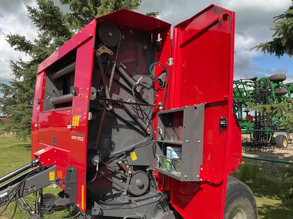 Used 2016 Massey Ferguson 2956 Round Balers at Horizon Ag & Turf in Westlock, AB - Photo11