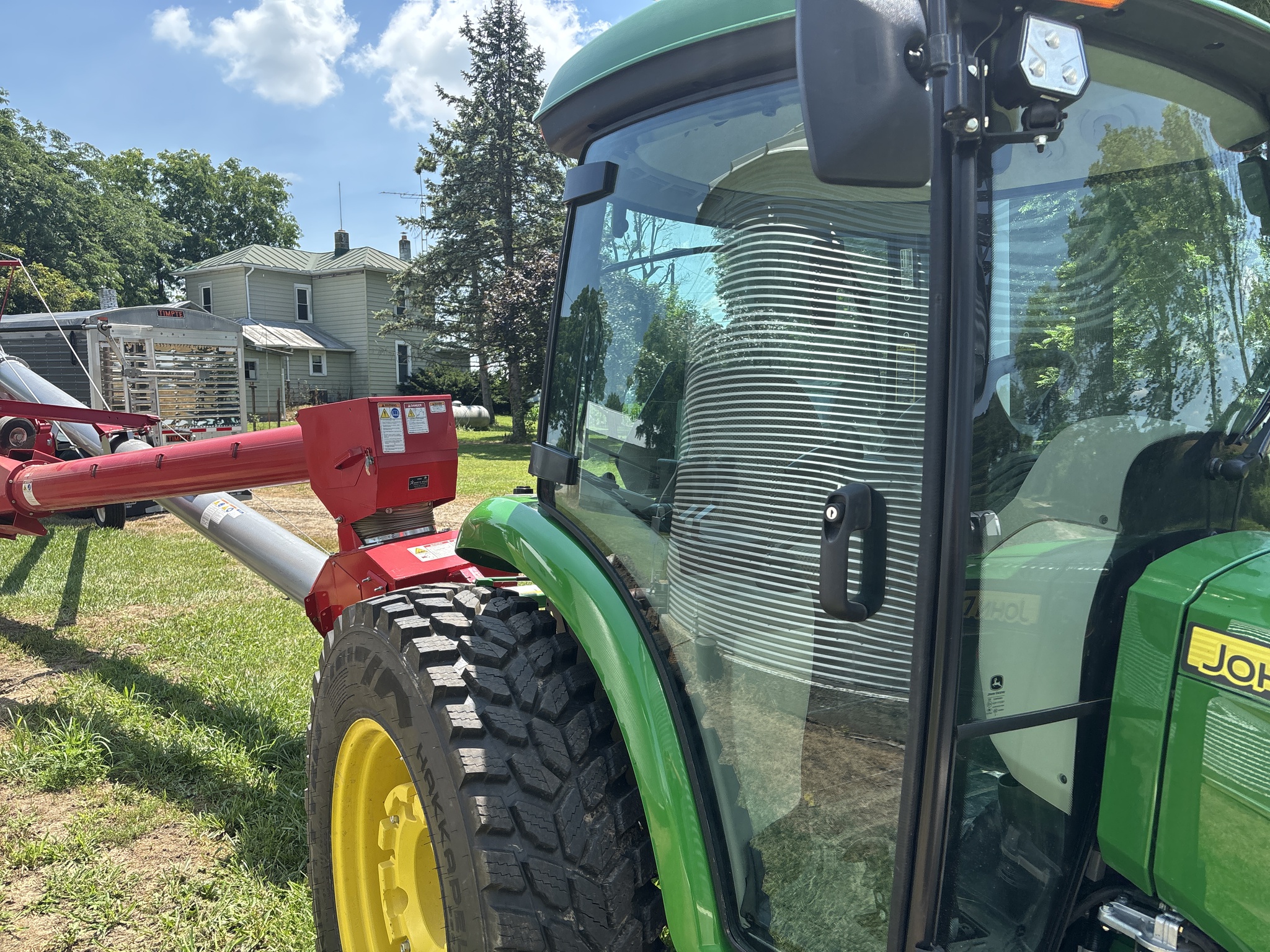 Used 2024 John Deere 4075R Compact Utility Tractors at Koenig Equipment in Greenville, OH - PhotoXL4